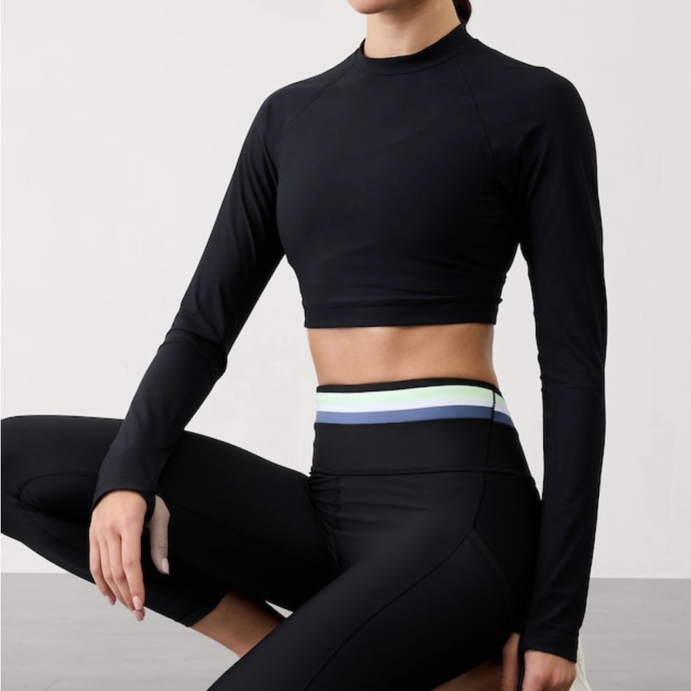 NWT Athleta Black Long Sleeve Crop Top